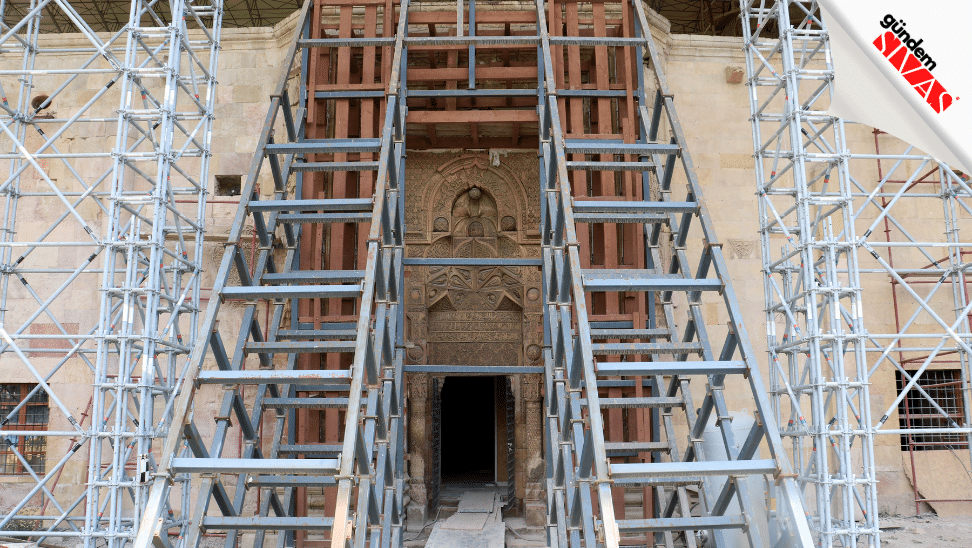 Dünyada Eşi Benzeri Yok, Yenileme Çalışmaları Sürüyor Dunyada Esi Benzeri Yok Yenileme Calismalari Suruyor2 | Gündem Sivas™ Haber