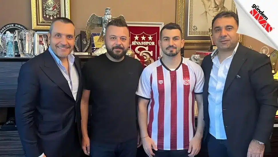 Emrah Başsan Sivasspor’a İmzayı Attı