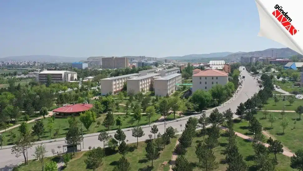 SCÜ, Büyük Bir Yükseliş Gösterdi SCU Buyuk Bir Yukselis Gosterdi4 jpg | Gündem Sivas™ Haber