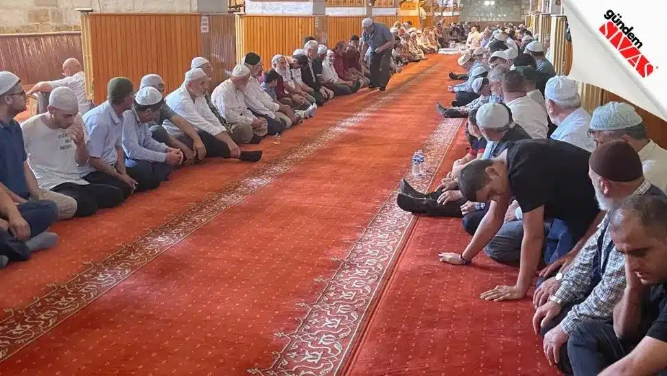 Sultan Sehir Ihramcizadeyi Unutmadi3 jpg | Gündem Sivas™ Haber