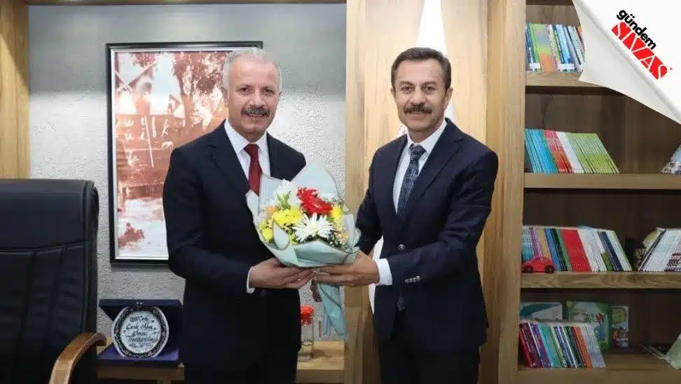 Yeni Milli Egitim Muduru Yener Goreve Basladi jpg | Gündem Sivas™ Haber