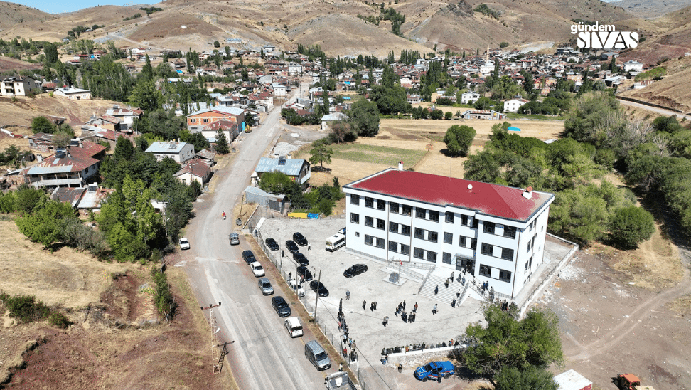 Eğitim Yatırımları Hız Kesmeden Devam Ediyor