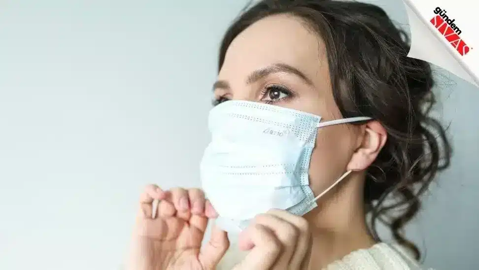 Maskeleri Takin Covid Geri Donuyor1 jpg | Gündem Sivas™ Haber