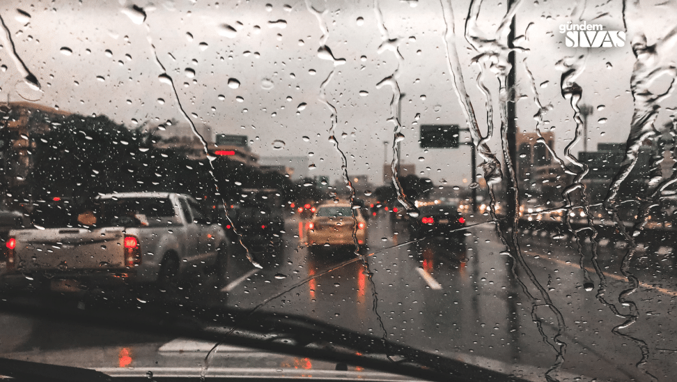 Su Baskini ve Ulasimda Aksamalara Dikkat | Gündem Sivas™ Haber