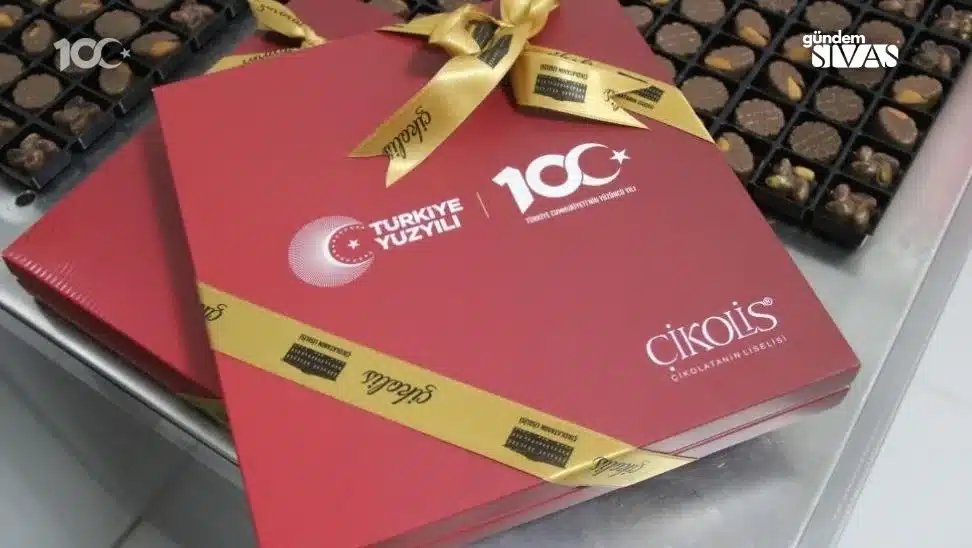 Öğrencilerden 100. Yıla Özel Çikolata Üretimi