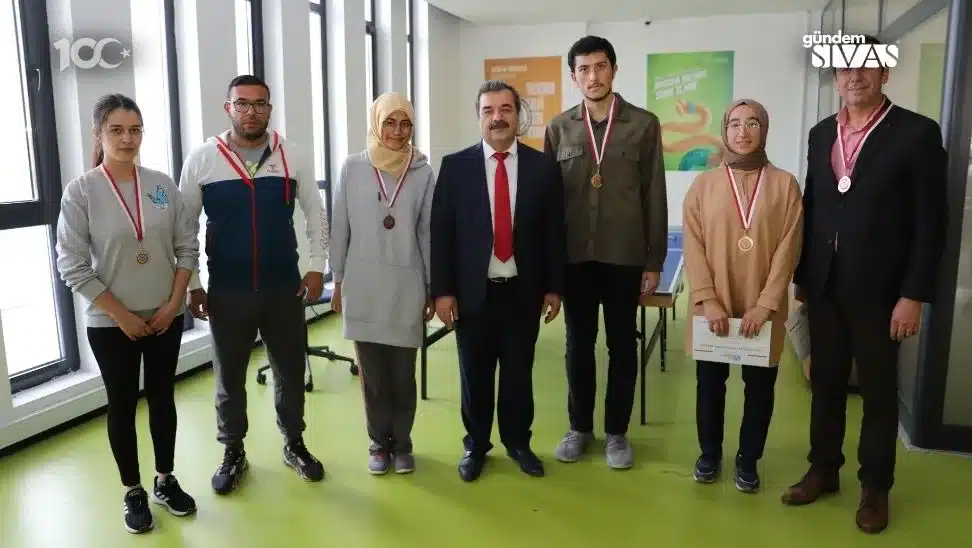 SBTUde 100. Yila Ozel Etkinlik3 jpg | Gündem Sivas™ Haber