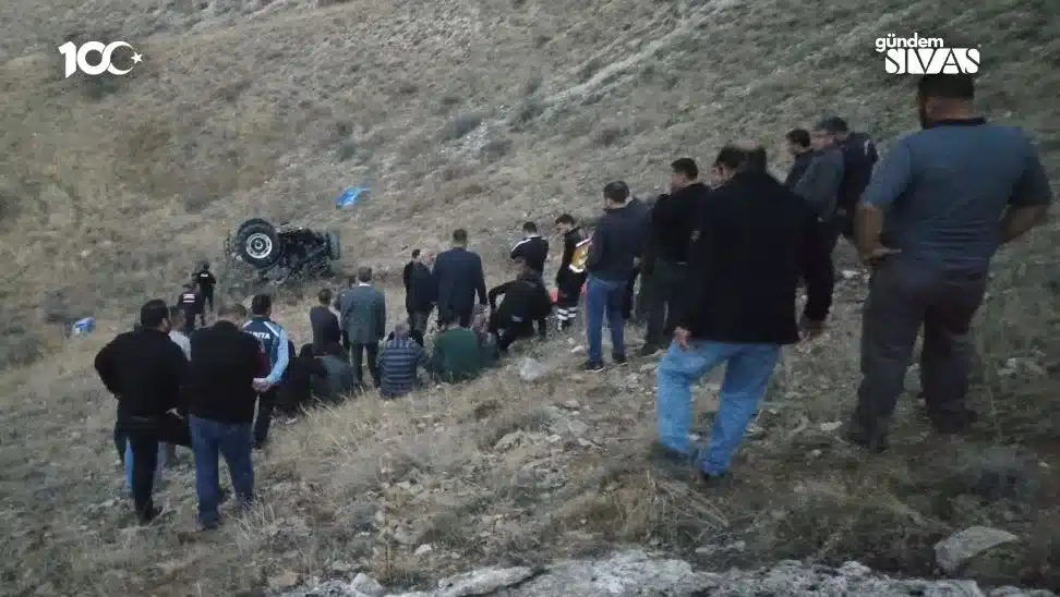 Sivasta Traktor 400 Metre Ucurumdan Dustu 3 jpg | Gündem Sivas™ Haber