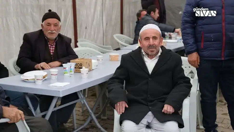 Asırlık Geleneğin Lezzeti: Hacı Yemeği Asirlik Gelenegin Lezzeti Haci Yemegi3 jpg | Gündem Sivas™ Haber