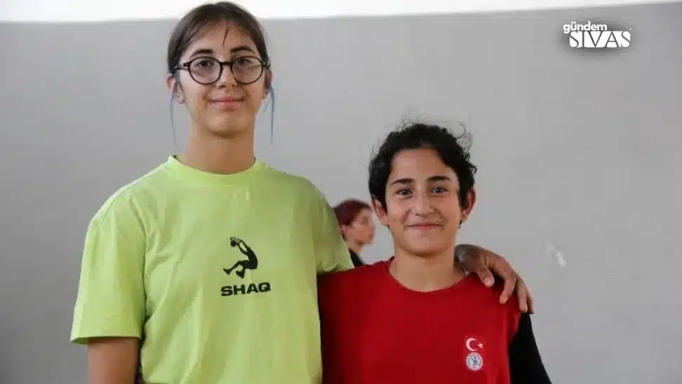 Yaşları genç, başarıları dev: Kızların etkileyici başarıları dikkat çekiyor
