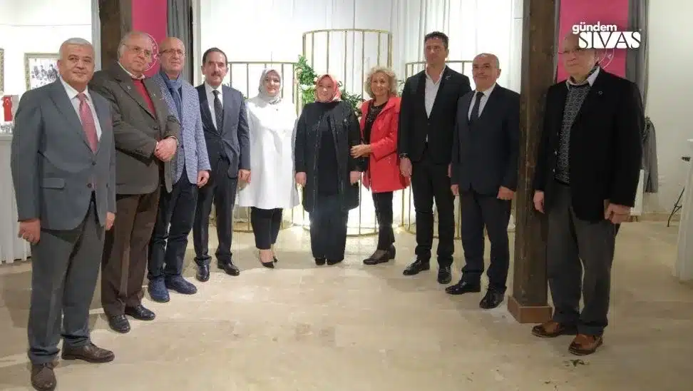 Şehirli Kadınlar Derneği, Sivas'a Işık Tutuyor Sehirli Kadinlar Dernegi Sivasa Isik Tutuyor 2 jpg | Gündem Sivas™ Haber