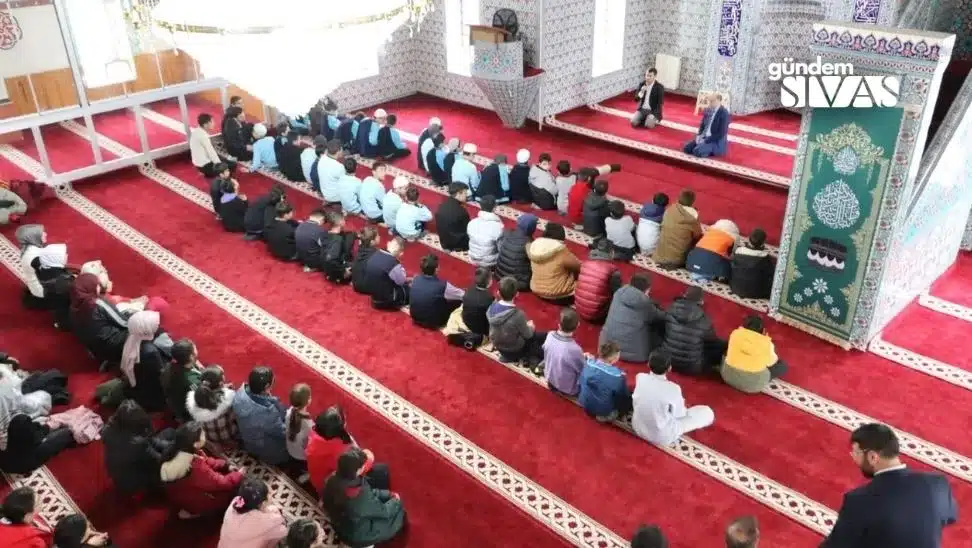 Il Muftusu Altunkayadan Genclere Cagri1 jpg | Gündem Sivas™ Haber