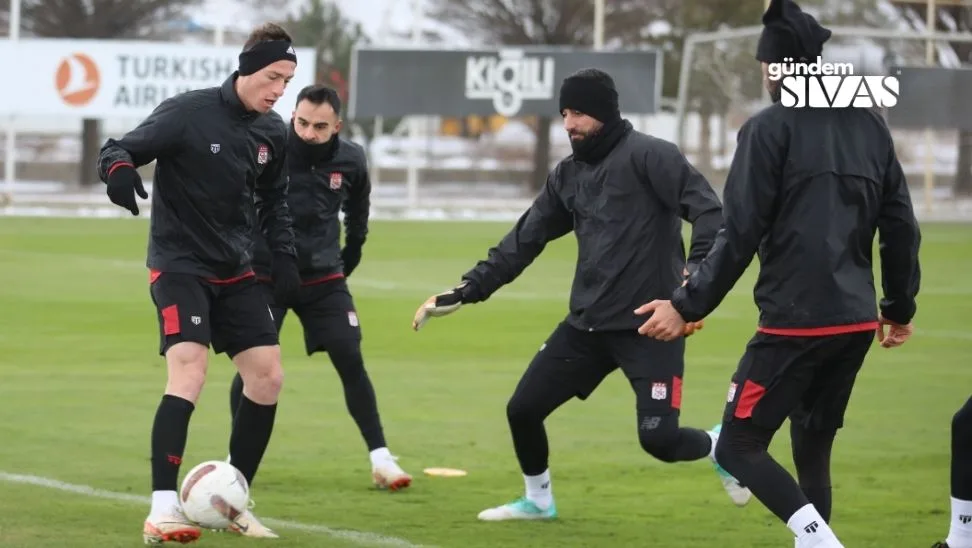 Besiktas Maci Oncesi Eksikler Dikkat Cekiyor 2 jpg | Gündem Sivas™ Haber