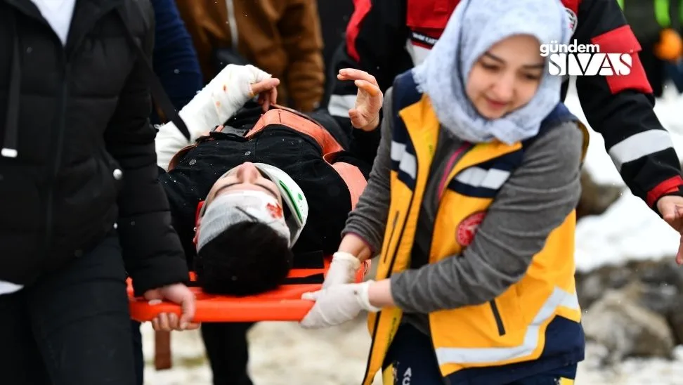 Sivasta Deprem Tatbikati Nefes Kesti 4 jpg | Gündem Sivas™ Haber