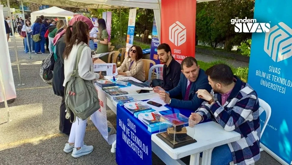 SBTU Ankarada Ogrencilerle Bulustu 2 jpg | Gündem Sivas™ Haber