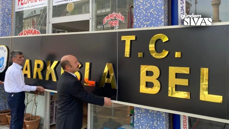 Şarkışla Belediyesi'nde 'T.C.' İbaresi Eklendi!
