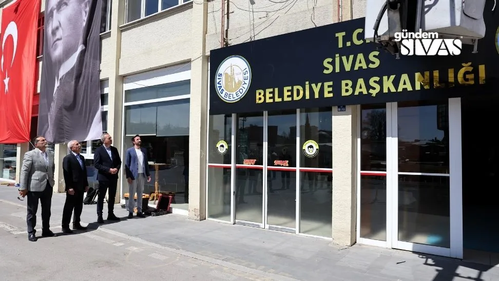 Sivas Belediyesi Tabelasina T.C. Ibaresi Eklendi 2 jpg | Gündem Sivas™ Haber