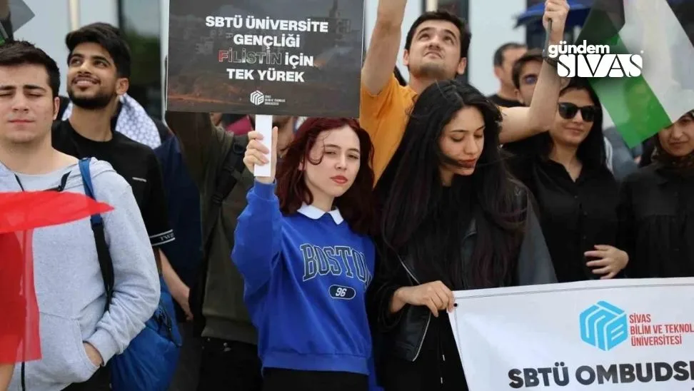 Ogrenciler ve Akademisyenler Israili Protesto Etti 3 jpg | Gündem Sivas™ Haber