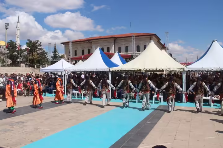 Sivas Kongresinin 105. Yil Donumunde Tarih Yeniden Canlandi 4 jpg | Gündem Sivas™ Haber