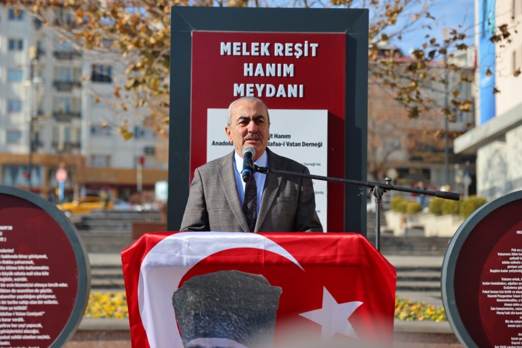 Sivas Kent Konseyi Öncülüğünde Kadın Derneklerinden Tarihi Buluşma WhatsApp Image 2024 12 10 at 09.40.40 | Gündem Sivas™ Haber